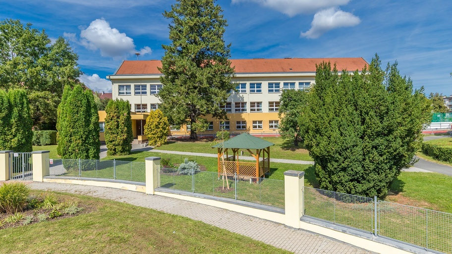 OBČANSKÁ VYBAVENOST